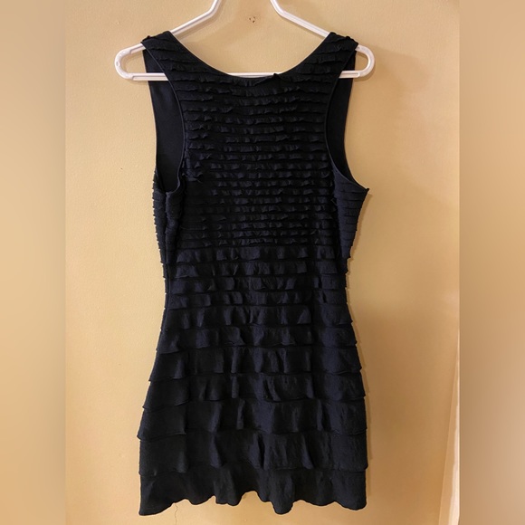 Max Studio sleeveless ruffled navy midi dress size medium - Picture 6 of 10